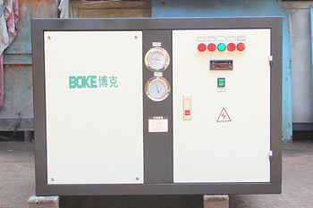 為什么工業(yè)冷水機會出現(xiàn)跑油現(xiàn)象？